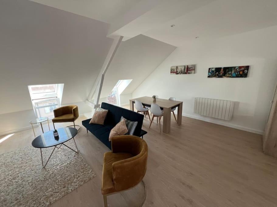 Appartement Neuf Proche Gare Margny-les-Compiegne Buitenkant foto